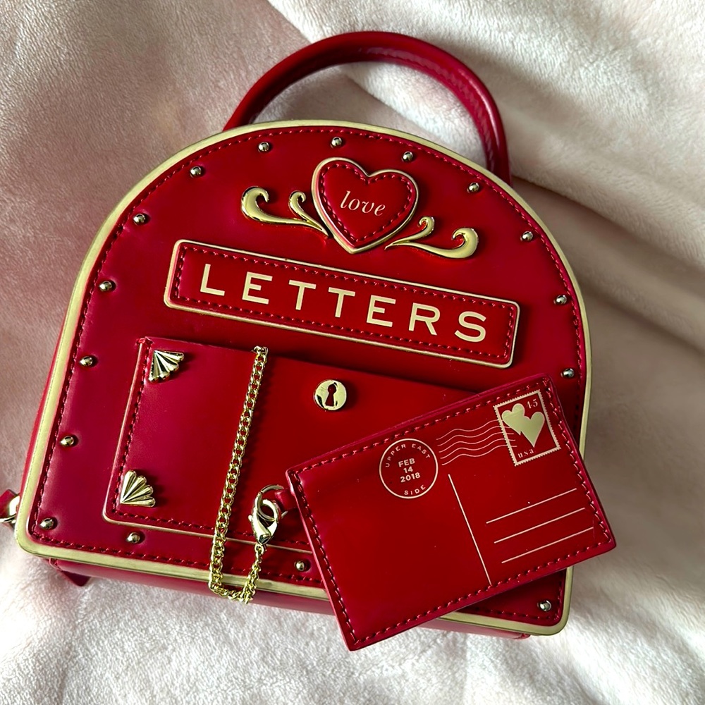 Kate Spade Yours Truly